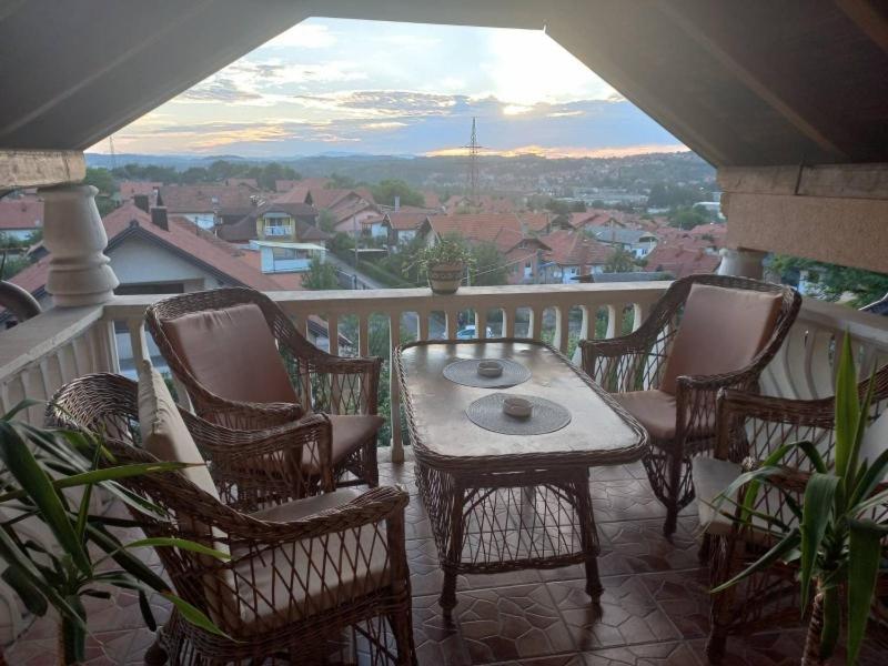 Apartman Salus Tuzla Exterior foto