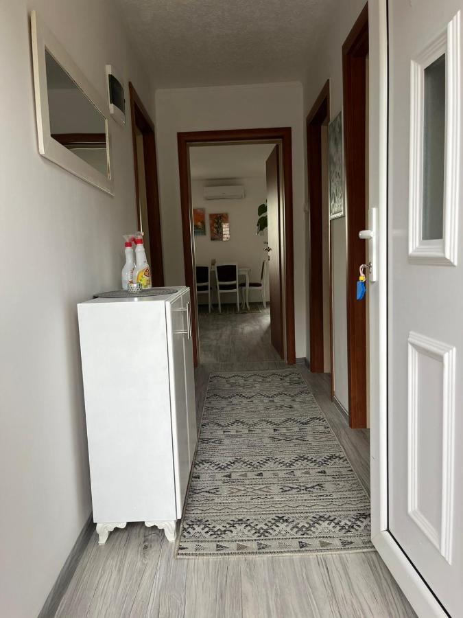 Apartman Salus Tuzla Exterior foto